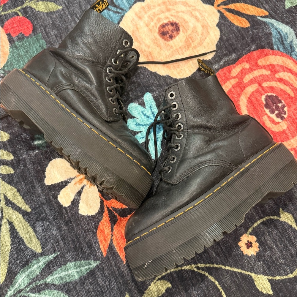 Dr. Martens 1460 Pascal Max Black Lace Up Boots Size 8 - Picture 5 of 7